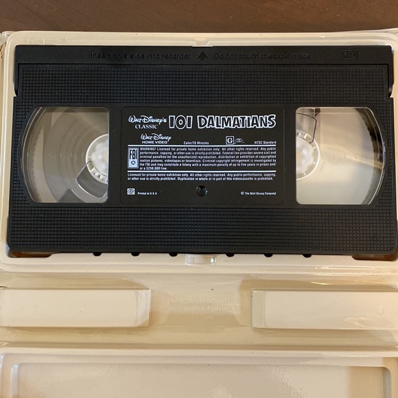 101 Dalmatians VHS with original papers - Picture 3 of 5